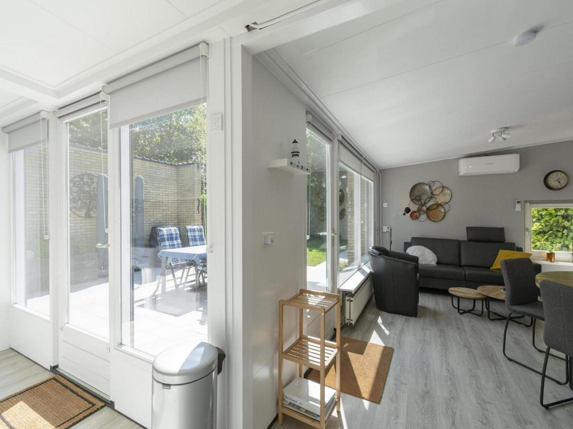 Stylish Bungalow With A Large Garden Sint Maartensvlotbrug Exterior photo